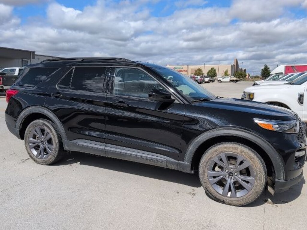 Used 2022 Ford Explorer XLT SUV