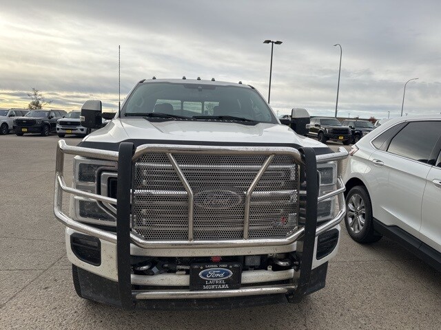 2022 Ford F-350 photo 2