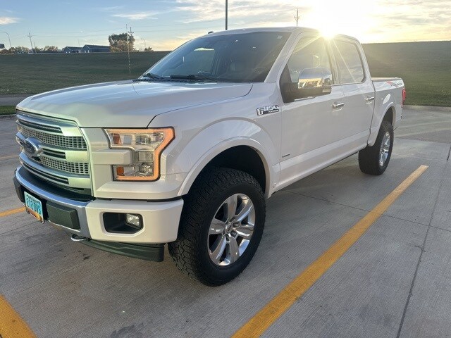 2017 Ford F-150 photo 3