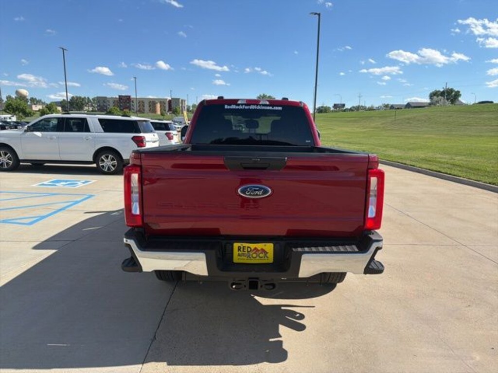 New 2026 Ford F-350 XLT Truck Crew Cab