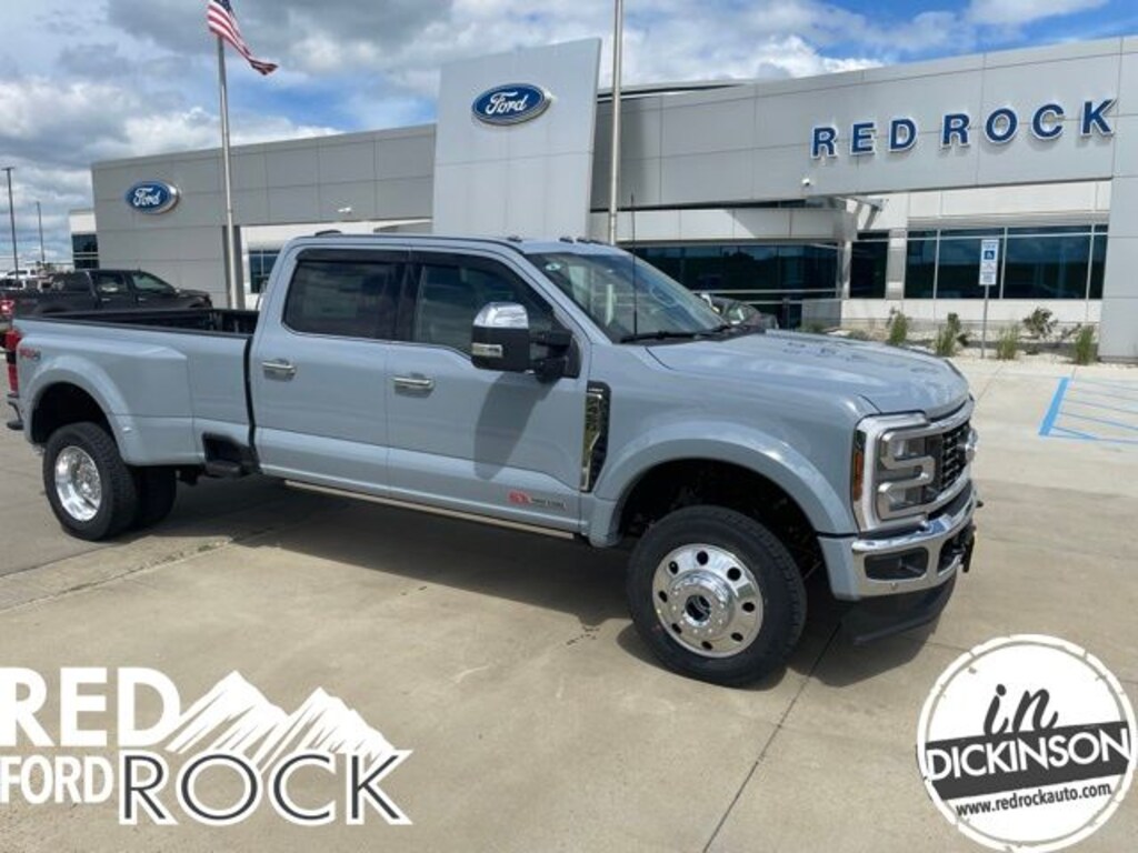 New 2026 Ford F-450 Lariat Truck Crew Cab