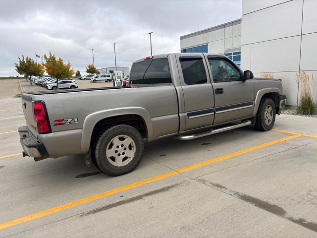 Used 2005 Chevrolet Silverado 1500 LS with VIN 1GCEK19T45Z218190 for sale in Dickinson, ND