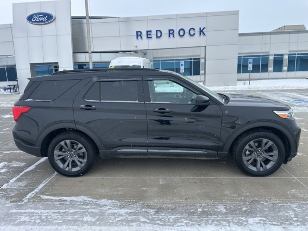 Used 2022 Ford Explorer XLT SUV