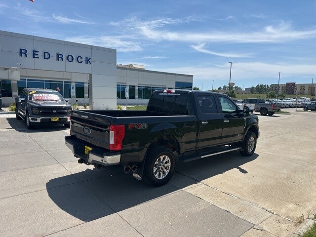 2017 Ford F-250 photo 3