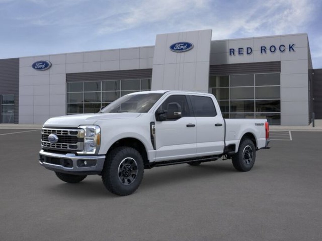 New 2026 Ford F-250 XLT Truck Crew Cab