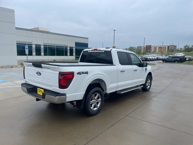2025 Ford F-150 XLT photo 3