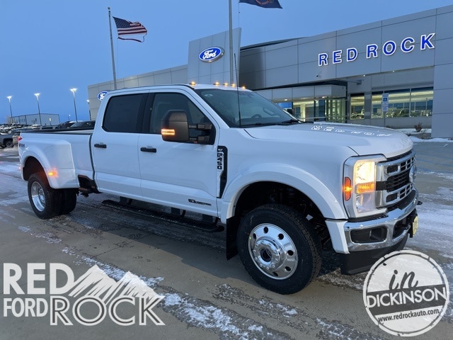 2026 Ford F-450 Super Duty XLT's photo