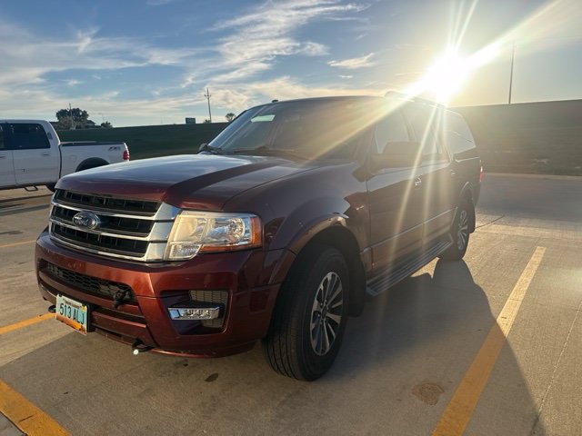 Used 2015 Ford Expedition XLT with VIN 1FMJK1JTXFEF31940 for sale in Dickinson, ND