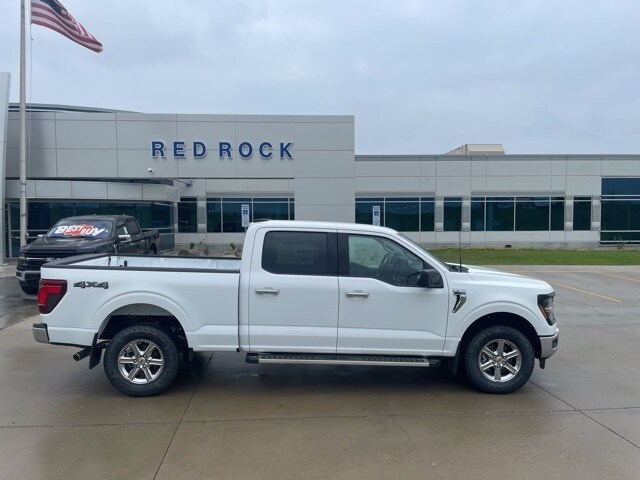 2025 Ford F-150 XLT photo 2