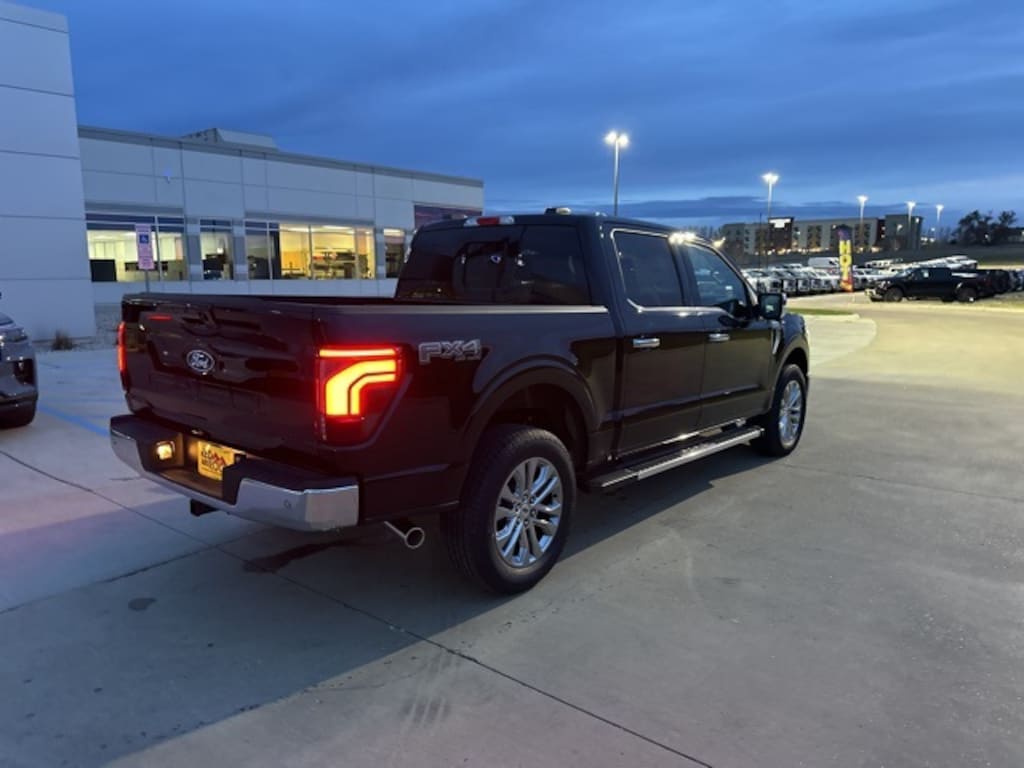 New 2025 Ford F-150 Lariat Truck SuperCrew Cab