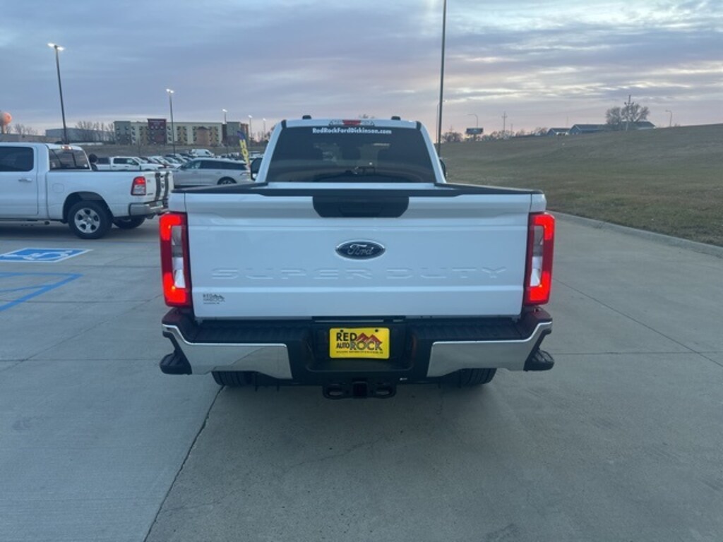 New 2026 Ford F-250 XLT Truck Crew Cab