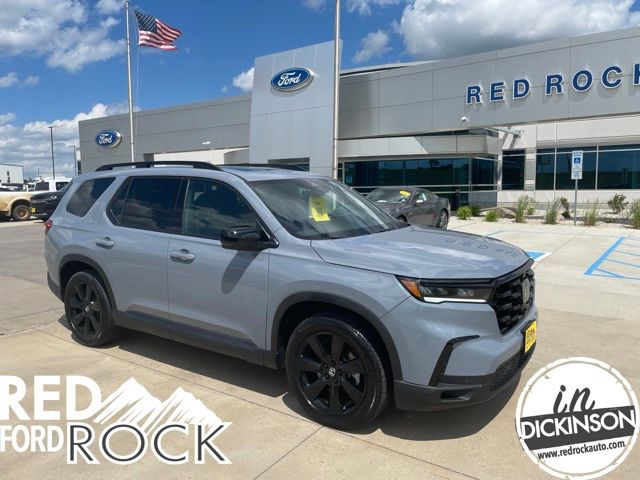 2025 Honda Pilot Black Edition AWD's photo