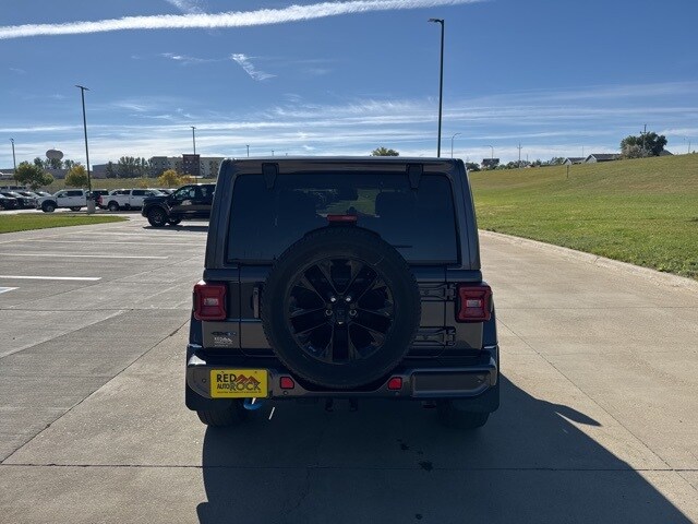2021 Jeep Wrangler Unlimited Sahara 4xe photo 3