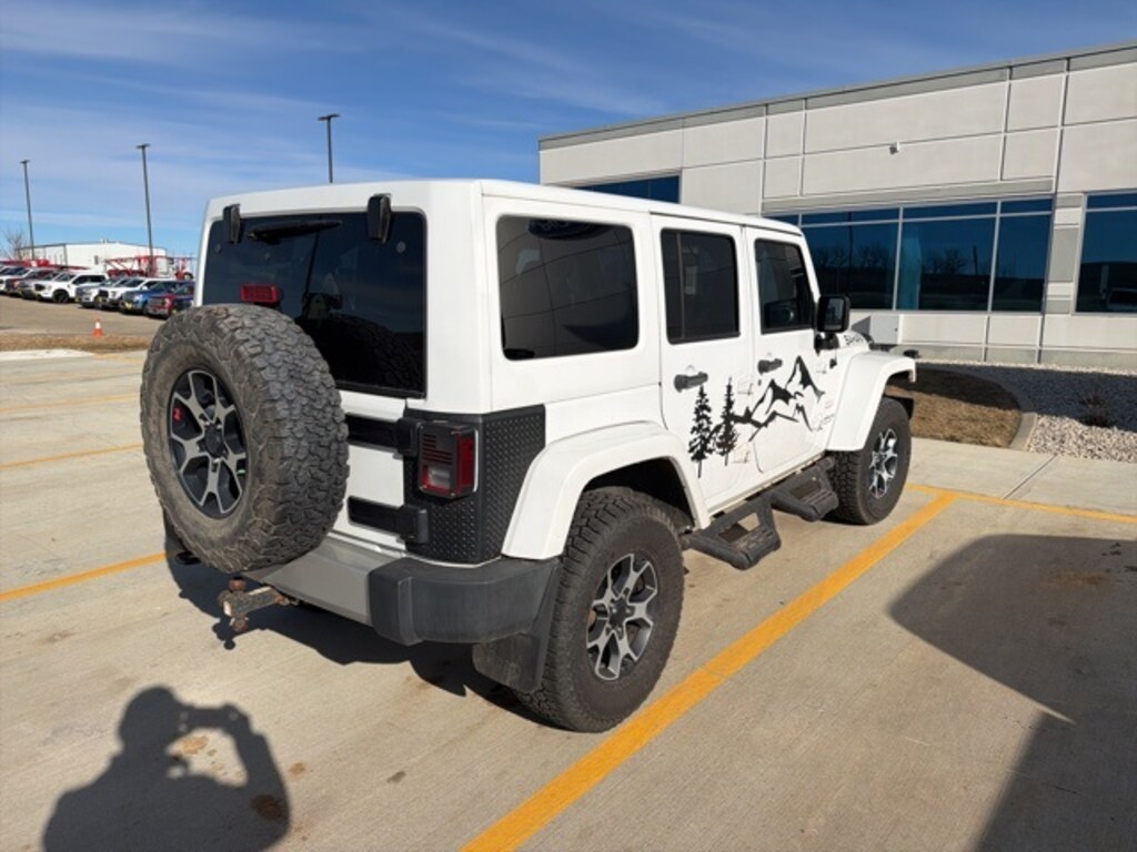 Used 2014 Jeep Wrangler Unlimited Unlimited Sahara SUV
