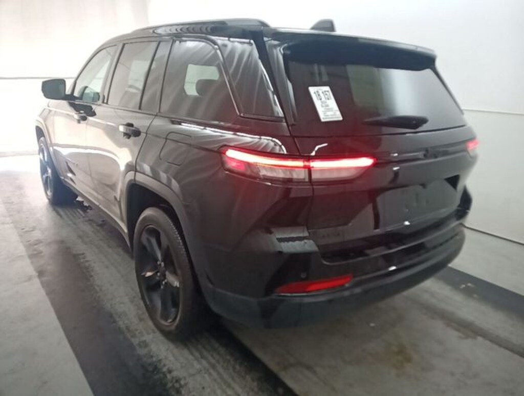 Certified 2024 Jeep Grand Cherokee Altitude SUV