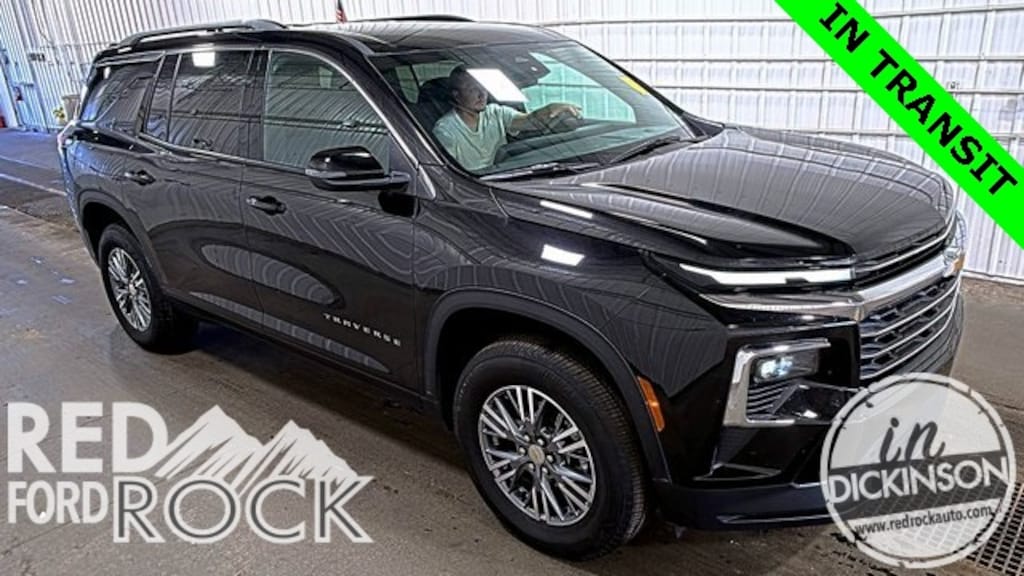 Used 2025 Chevrolet Traverse LT SUV