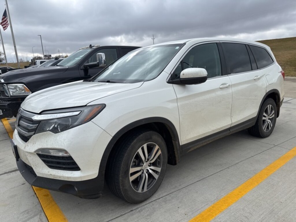 Used 2017 Honda Pilot EX-L w/Honda Sensing AWD SUV