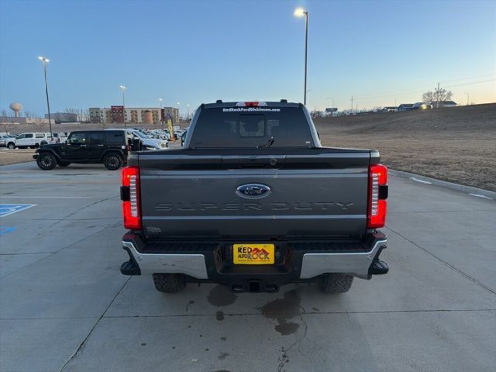 New 2026 Ford F-350 Lariat Truck Crew Cab