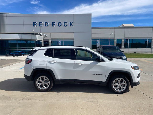 Used 2024 Jeep Compass Latitude SUV