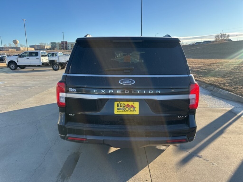 Used 2024 Ford Expedition Max XLT SUV