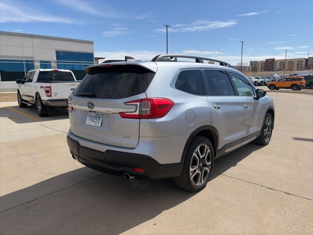 Used 2024 Subaru Ascent Limited SUV