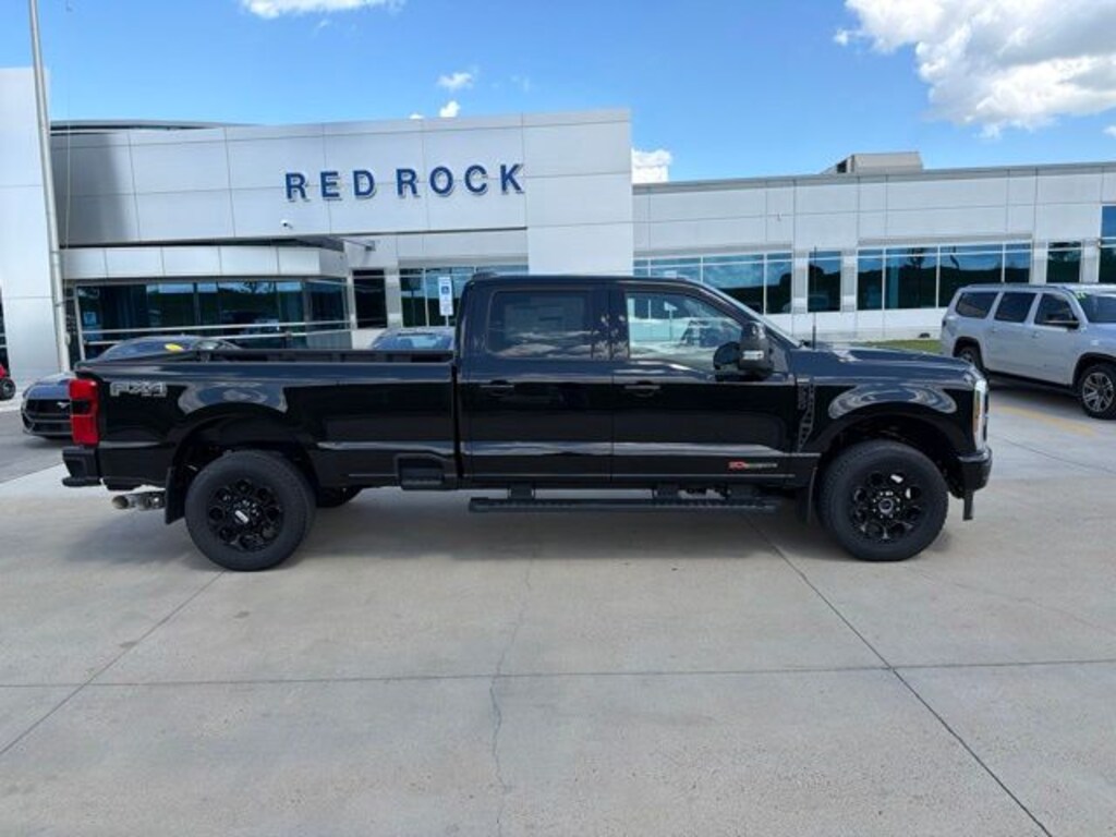 New 2026 Ford F-250 Lariat Truck Crew Cab