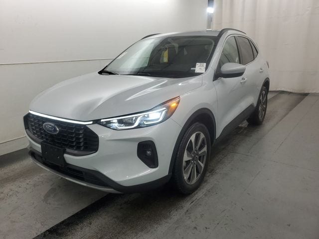 2025 Ford Escape Platinum photo 2