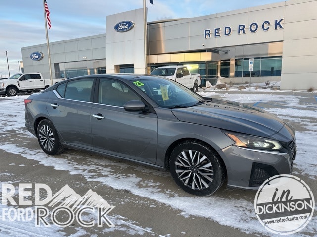 2023 Nissan Altima SV