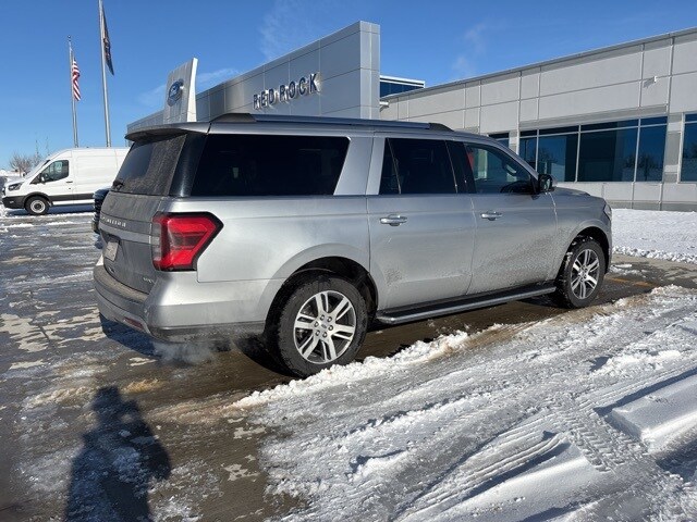 2023 Ford Expedition MAX Limited photo 2