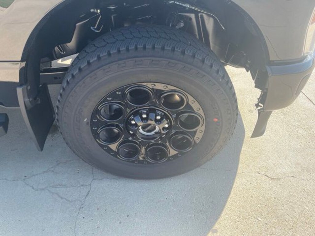 New 2026 Ford F-350 Lariat Truck Crew Cab