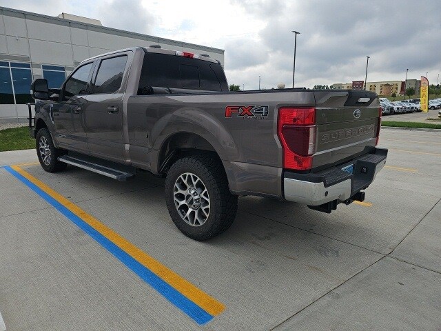 2021 Ford F-250 Lariat photo 2