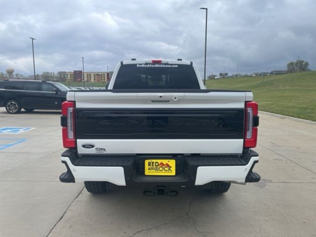 New 2026 Ford F-350 Platinum Truck Crew Cab