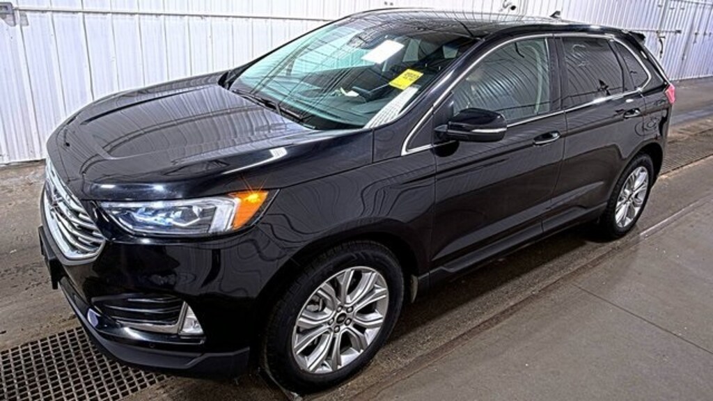Used 2023 Ford Edge Titanium SUV