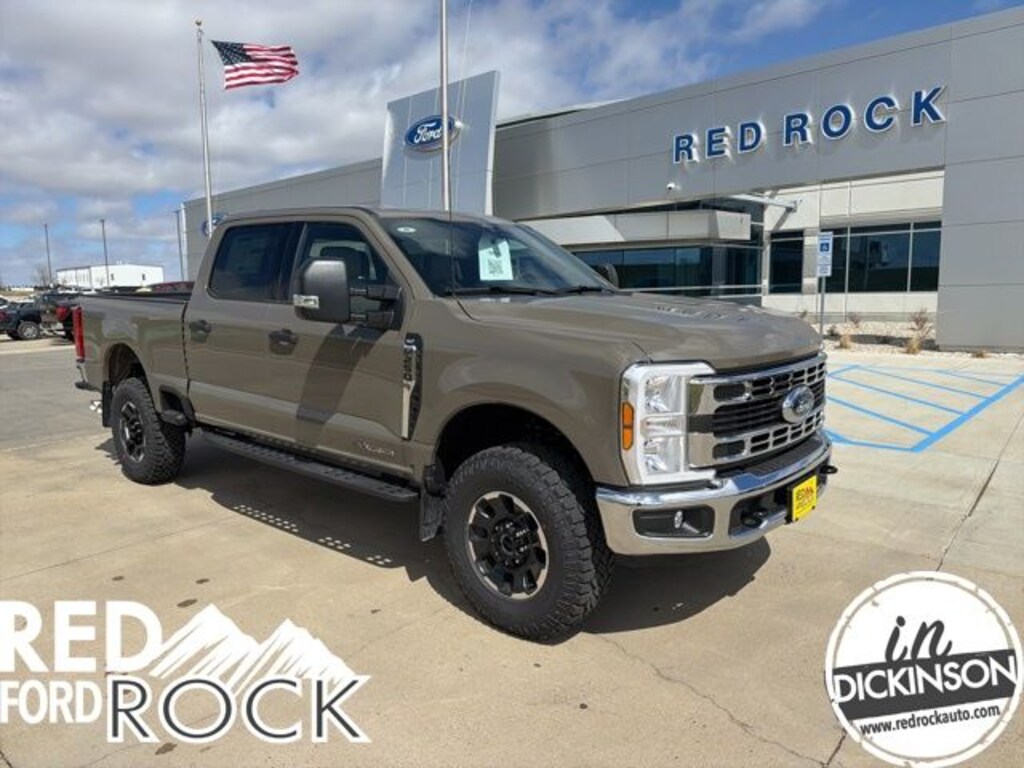 New 2026 Ford F-250 XLT Truck Crew Cab
