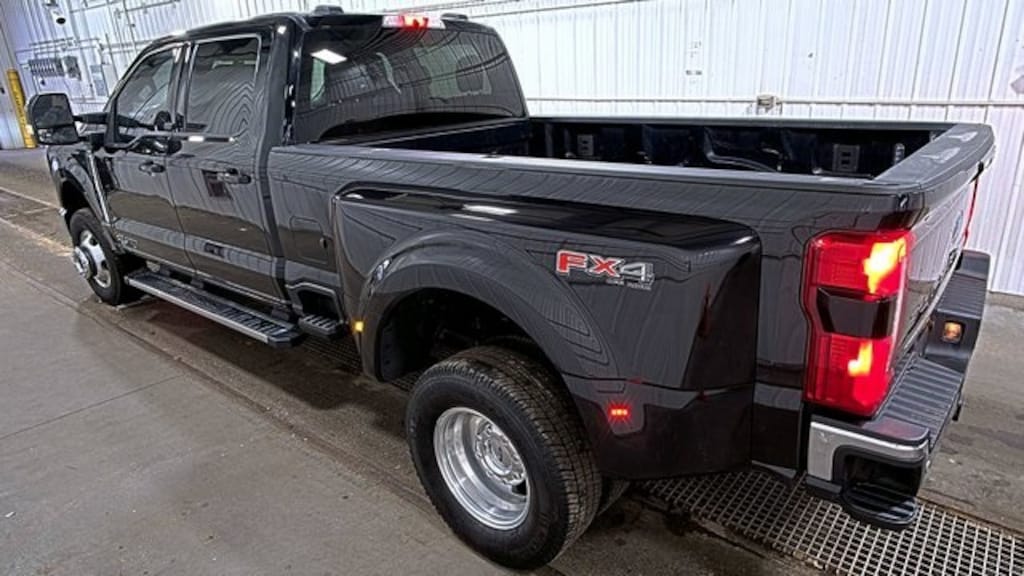Used 2025 Ford F-350  Truck Crew Cab