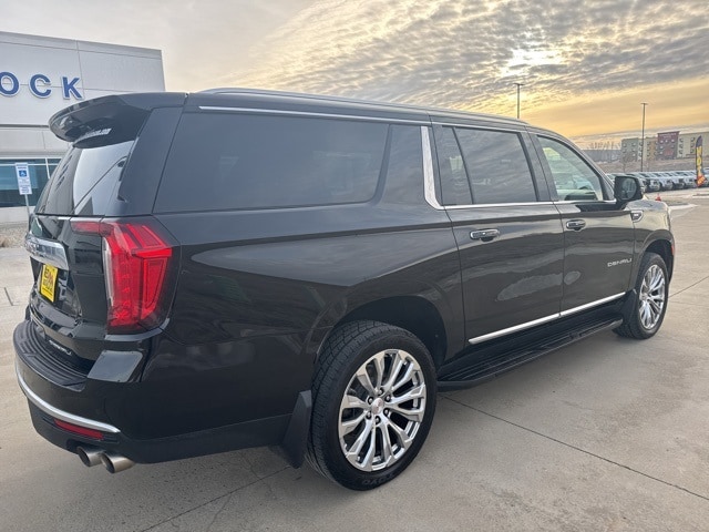 2024 Gmc Yukon XL XL Denali photo 3