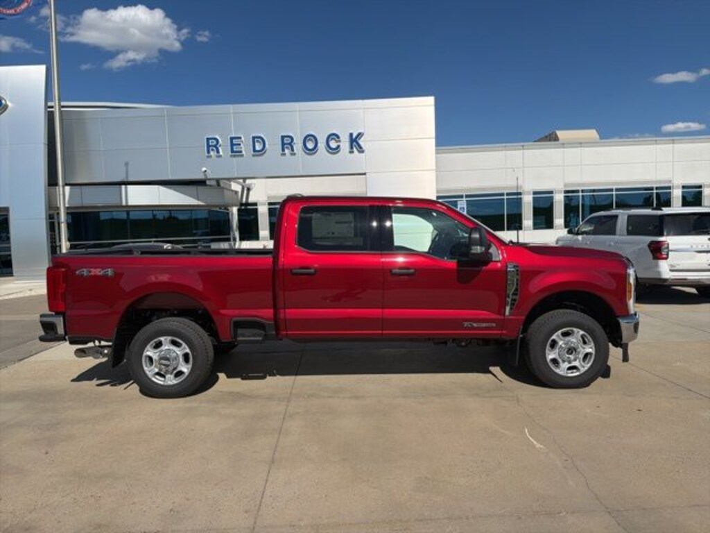New 2026 Ford F-350 XLT Truck Crew Cab