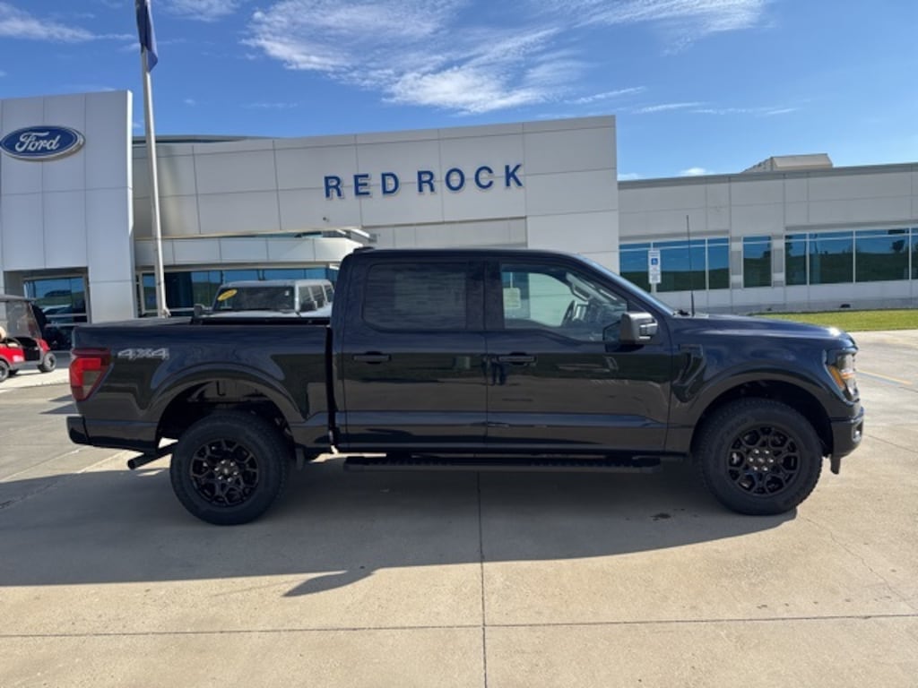 New 2025 Ford F-150 XLT Truck SuperCrew Cab