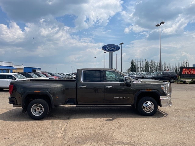 Used 2023 GMC Sierra 3500 Denali HD Denali with VIN 1GT49WEYXPF220102 for sale in Dickinson, ND