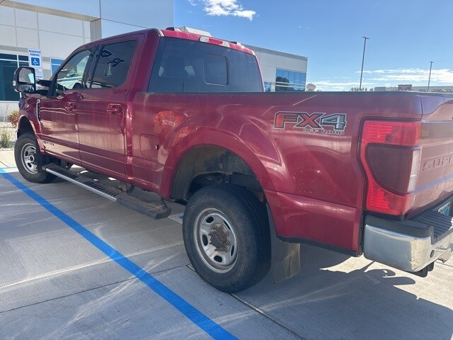 2022 Ford F-250 Lariat photo 2