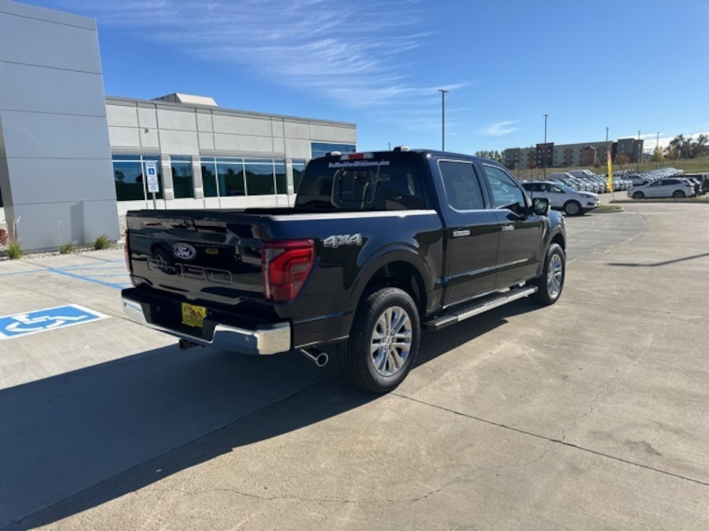New 2025 Ford F-150 Lariat Truck SuperCrew Cab