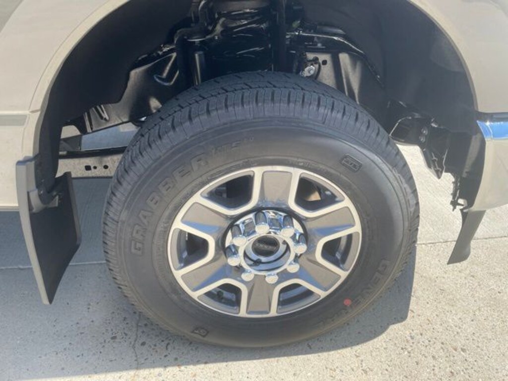 New 2026 Ford F-250 Lariat Truck Crew Cab