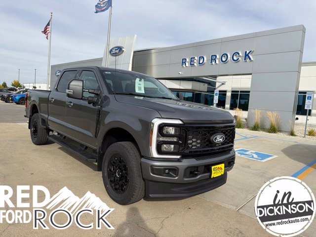 2027 Ford F-250 XLT Truck Crew Cab