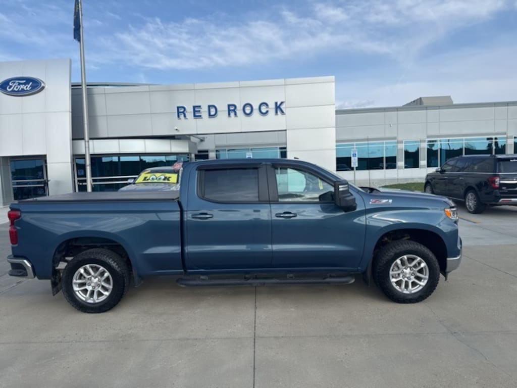 Used 2024 Chevrolet Silverado 1500 LT w/1LT Truck Crew Cab