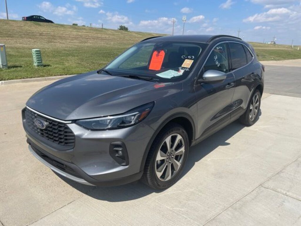 Certified 2025 Ford Escape Platinum SUV