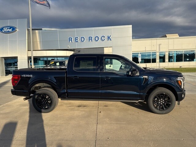 2025 Ford F-150 Platinum photo 2