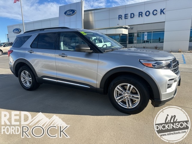 2022 Ford Explorer XLT's photo