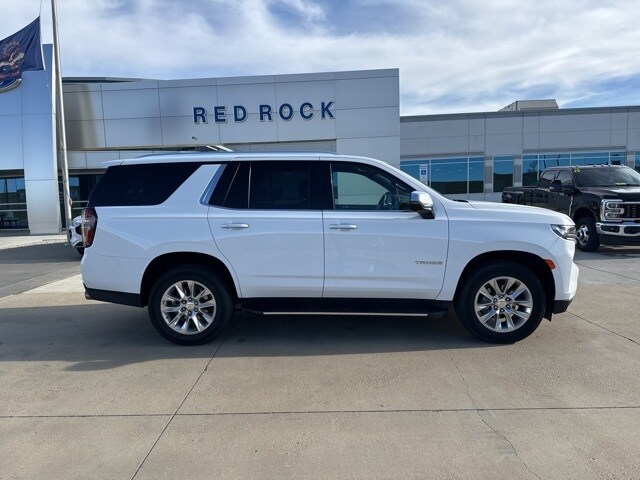 2024 Chevrolet Tahoe Premier photo 2