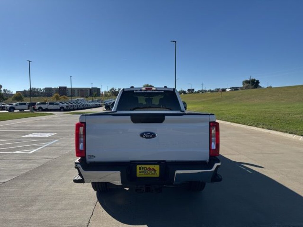 New 2026 Ford F-250 XLT Truck Crew Cab