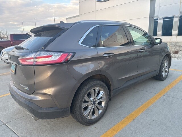 2019 Ford Edge Titanium photo 4